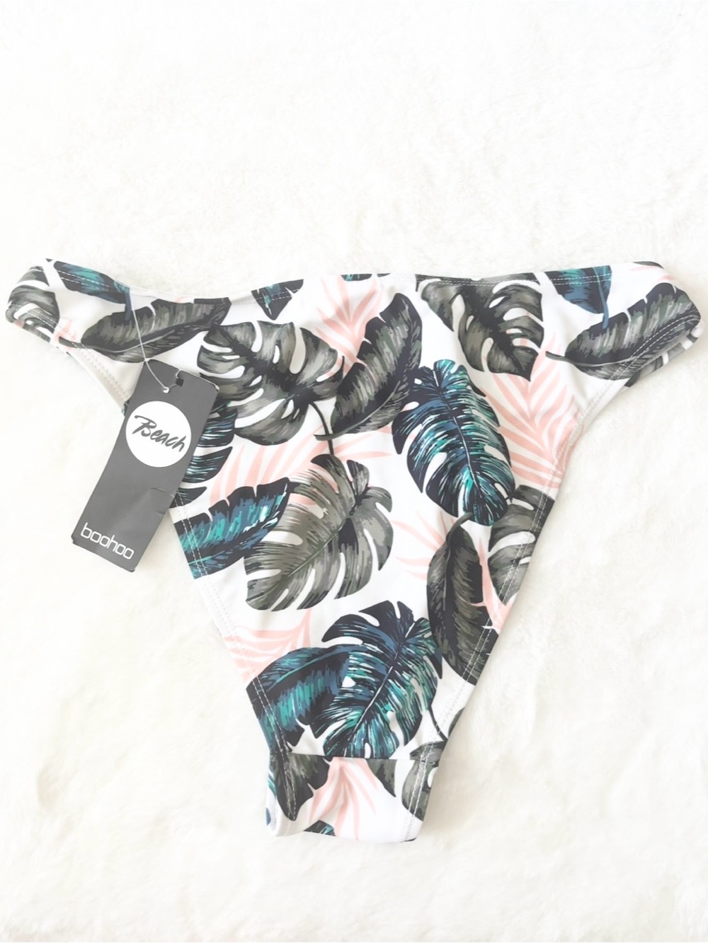 5/$15 🩷 MUST BUNDLE Boohoo Tropical Leaf Print Bikini Bottoms
